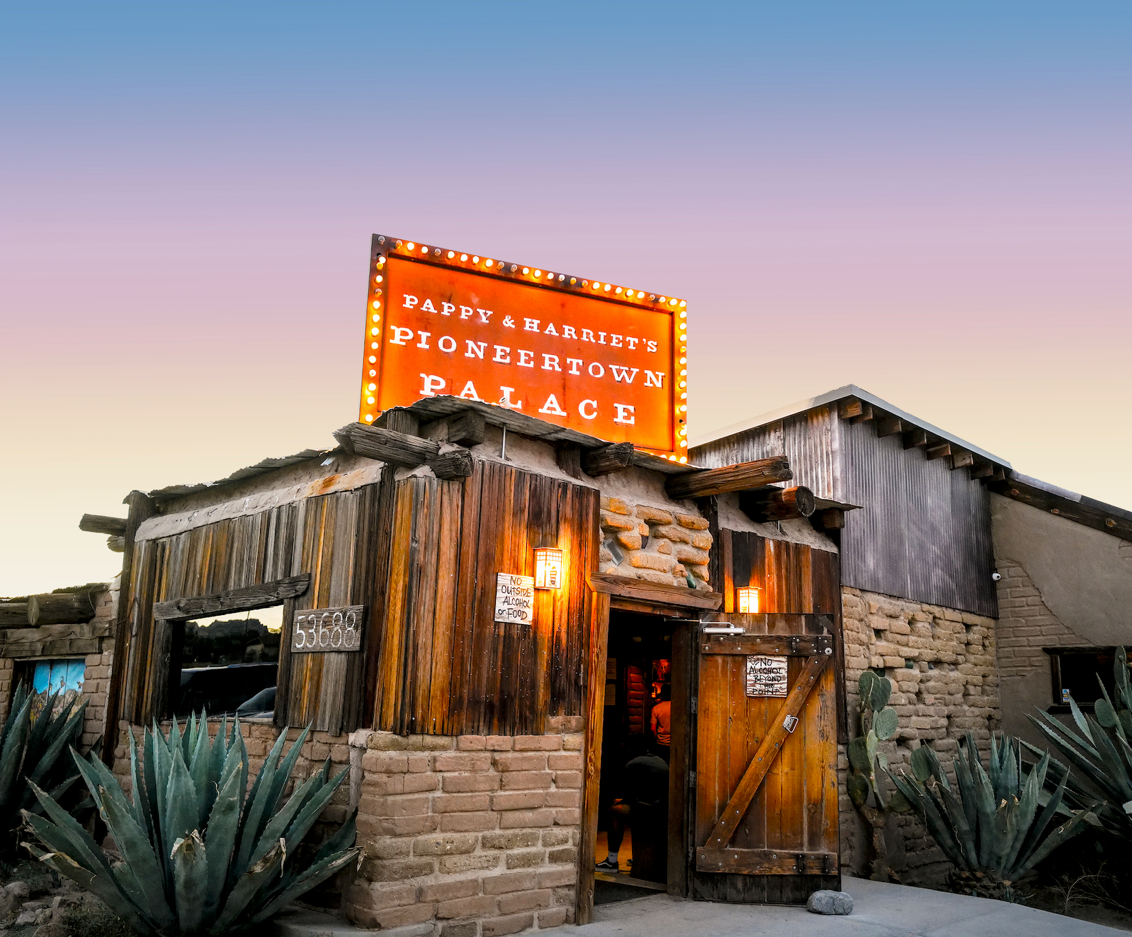 Pappy & Harriet's
– Pappy & Harriet's